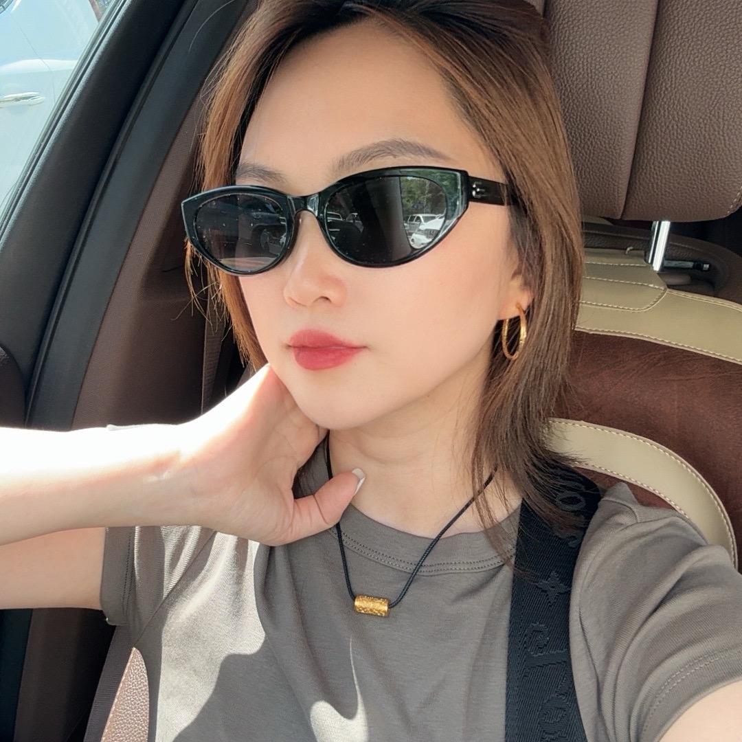 兰州远兮女装工作室