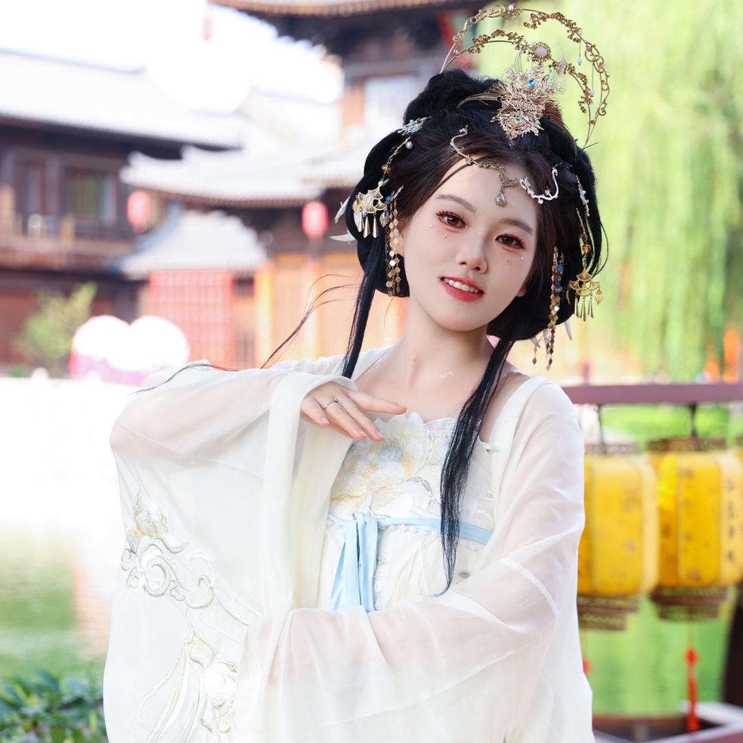是婷婷吖💕
