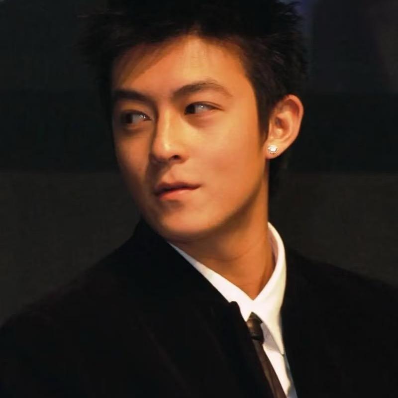 冠希哥（三角洲跑刀）