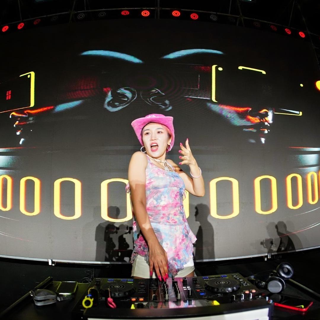 DJ Lexie莱克西
