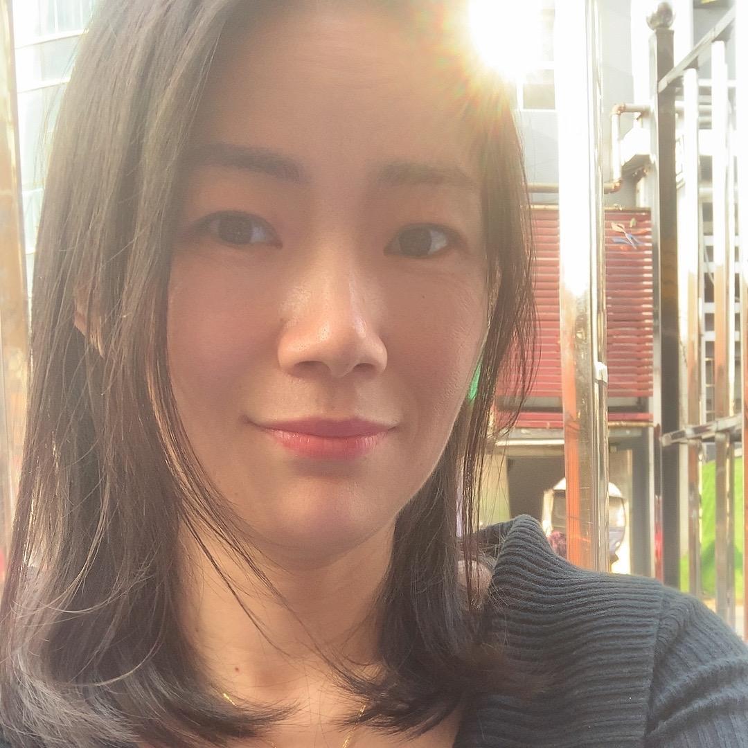 @婷姐性格开朗