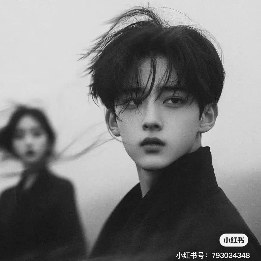 李君齐爱喝咖啡☕