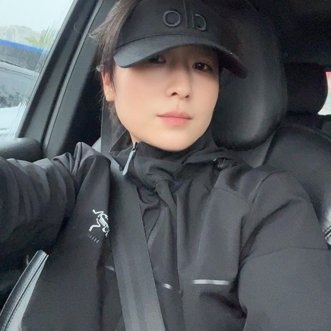 @简丹