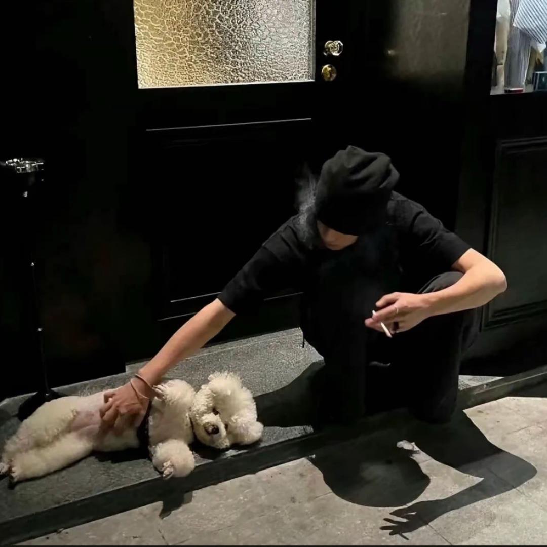 你脸又红了
