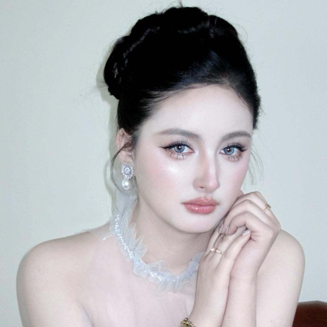 化妆师小苏