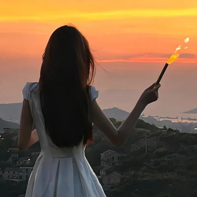 品草百居甄选