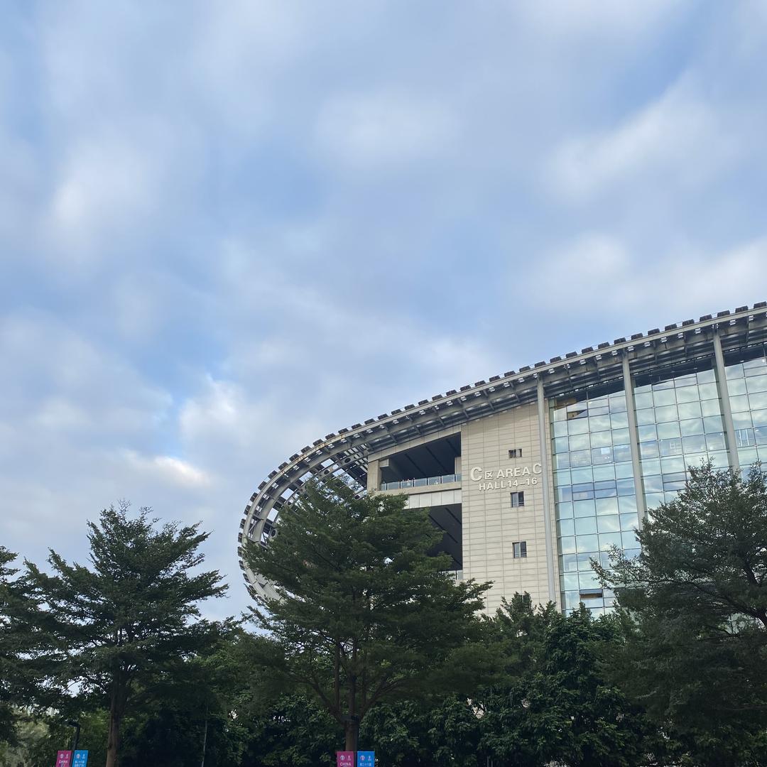 优岛仿生智能手办科技
