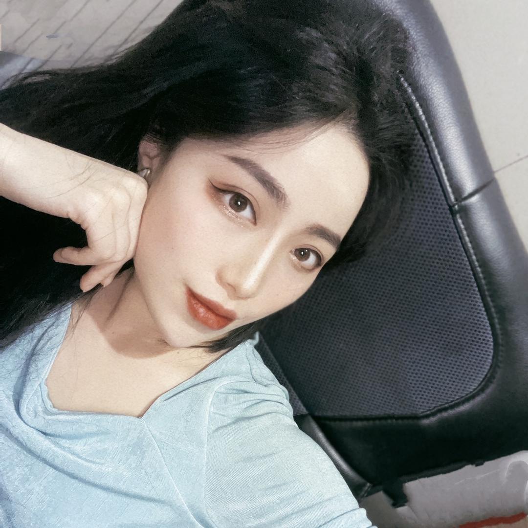 张媚儿 🌱