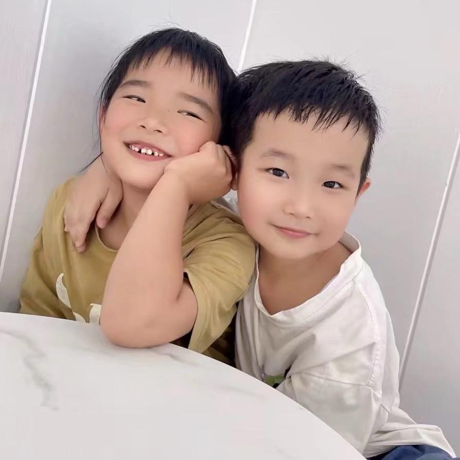 一骏一敏