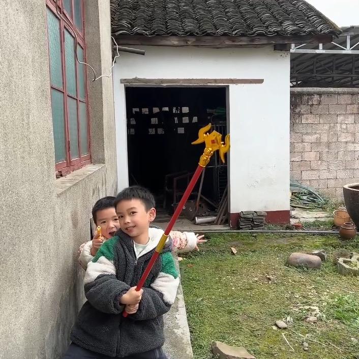 家兴麻麻。折耳根