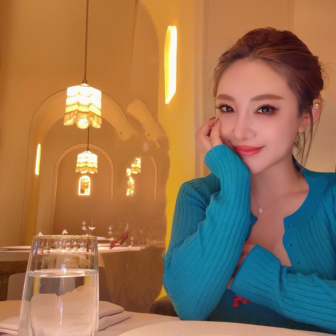 小橙子好甜🍊
