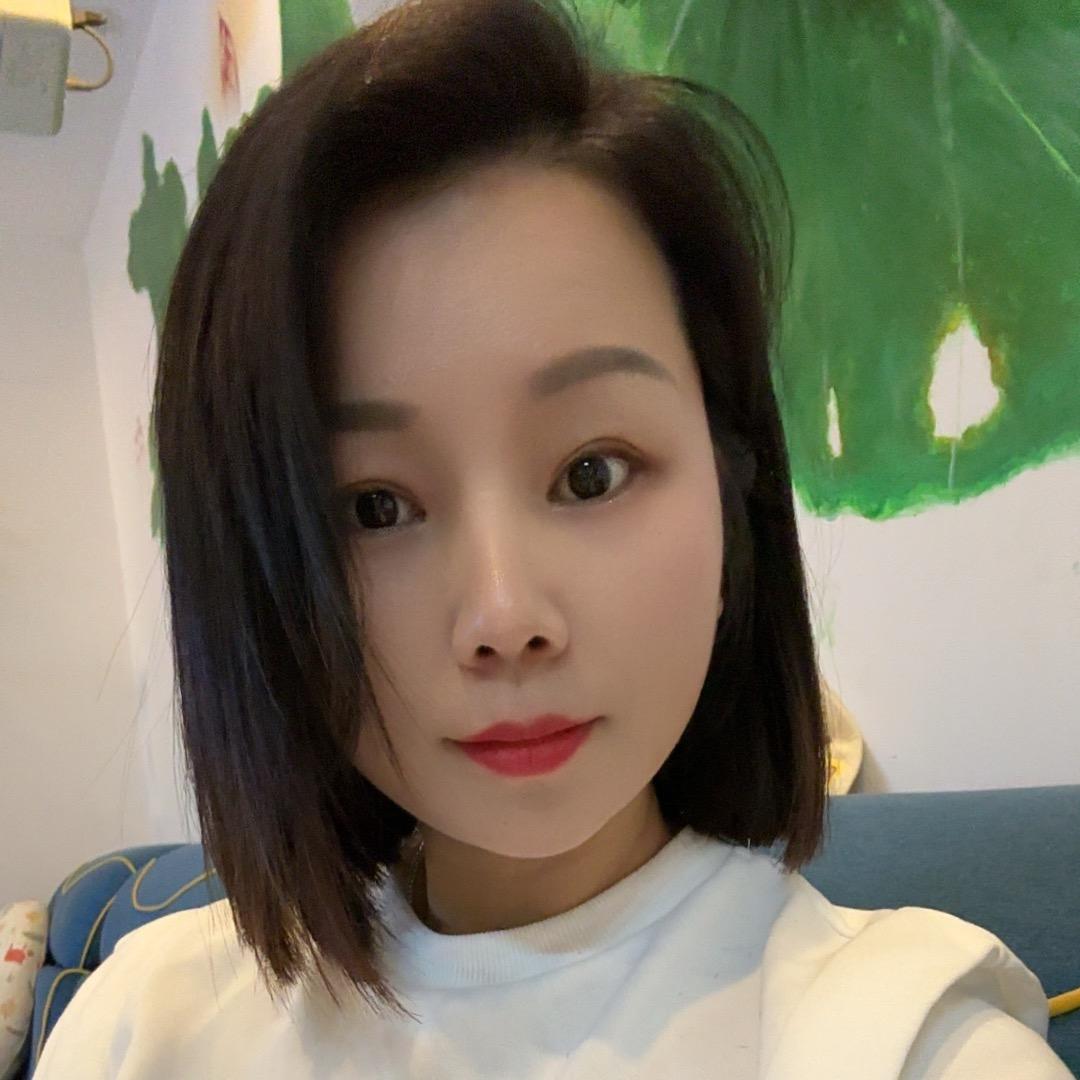 莉莉