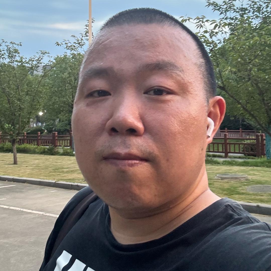 努力减肥的大胖