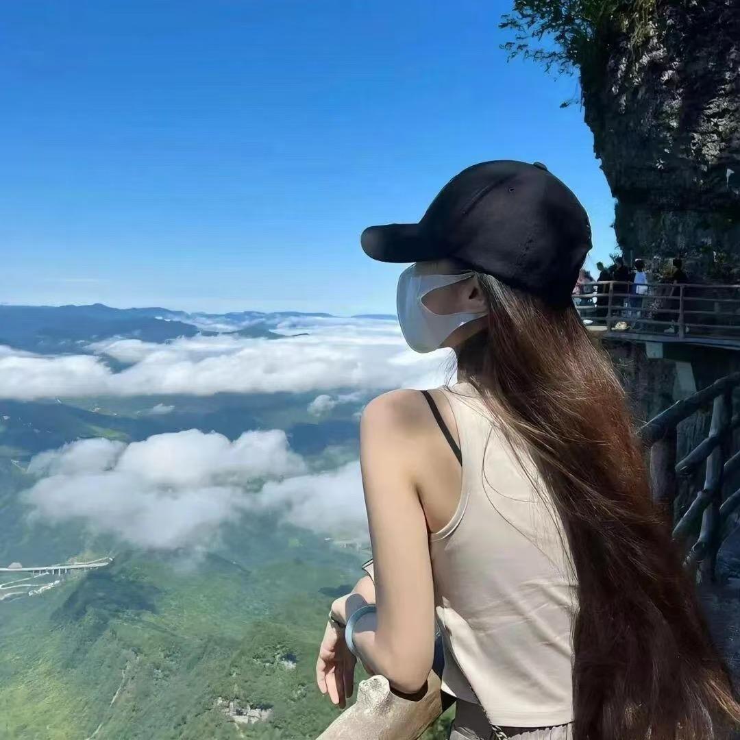 悦己时光潮玩馆