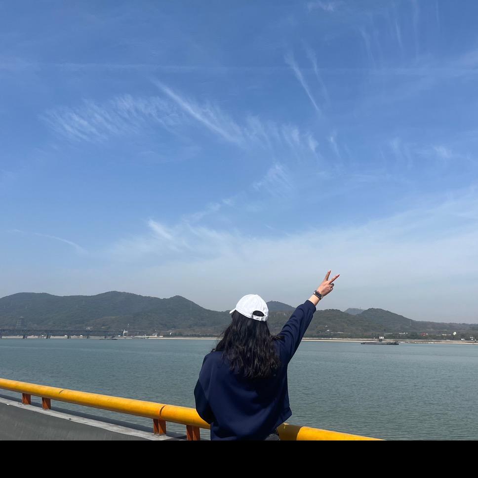 伊人！