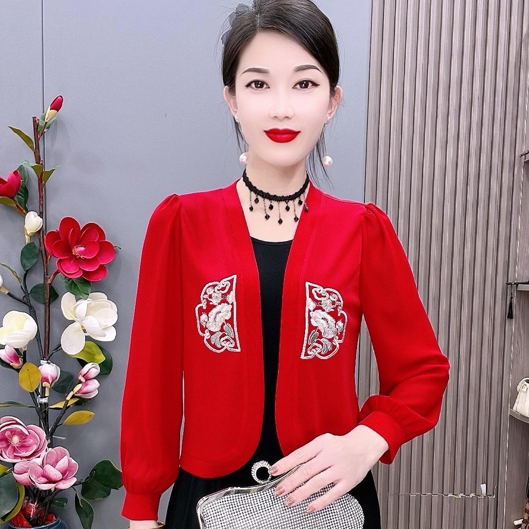 大双轻奢女装