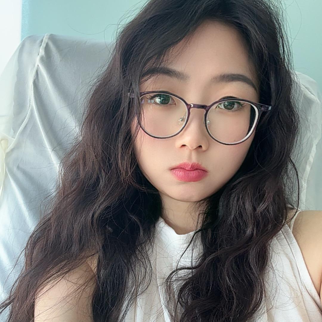 腼腆狒狒
