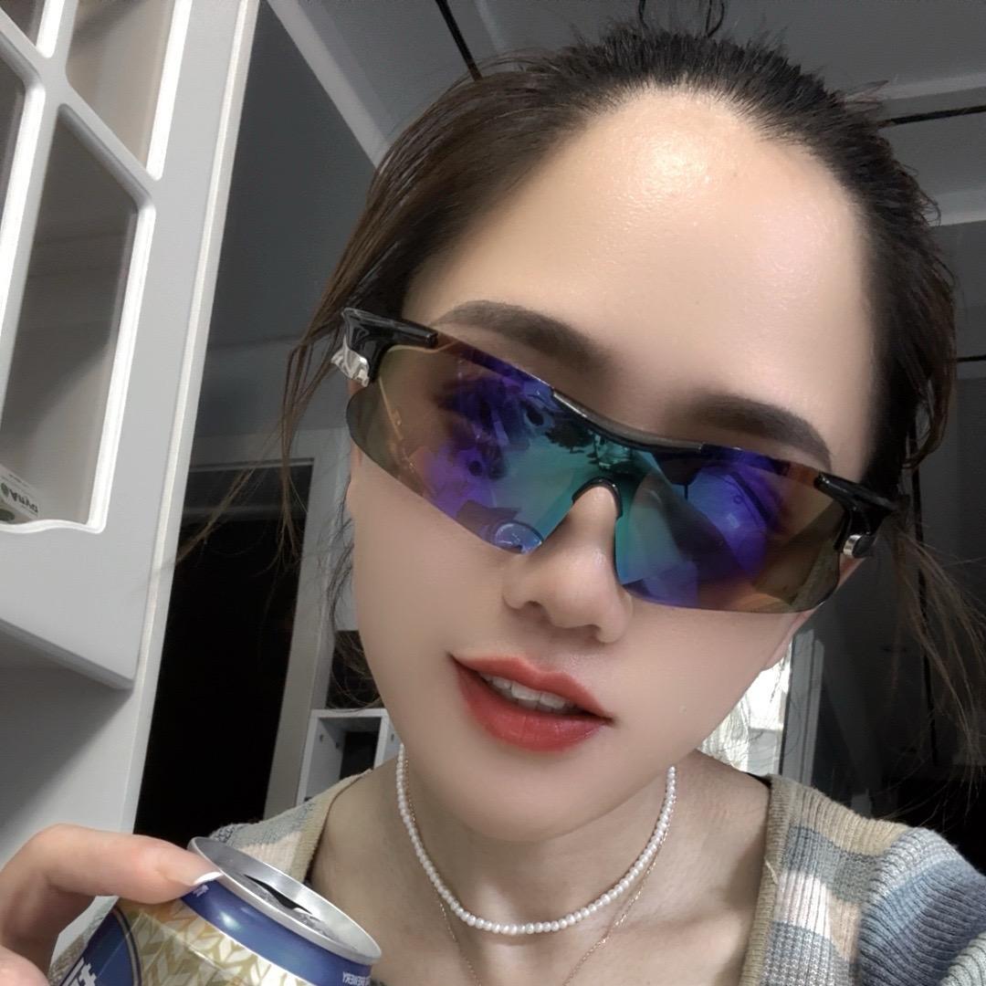珠宝小姐姐💎