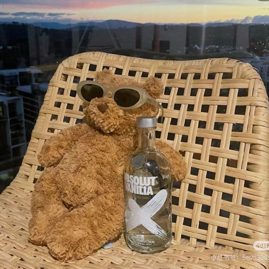 小熊困了💤