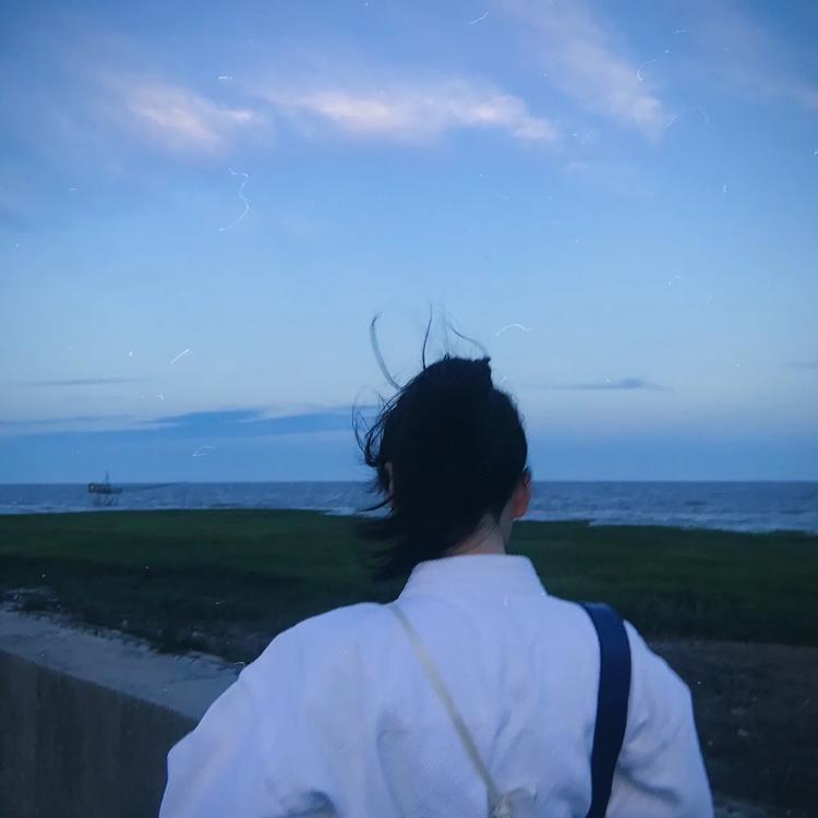 八月.¹⁷ ღ💞（90女装店主）