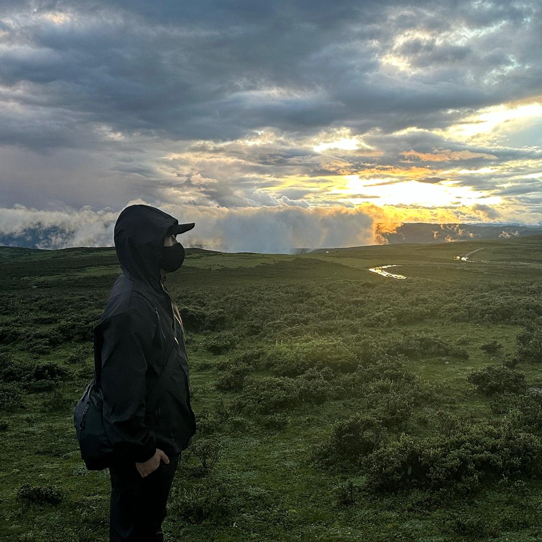 兴义（托尼小欣）