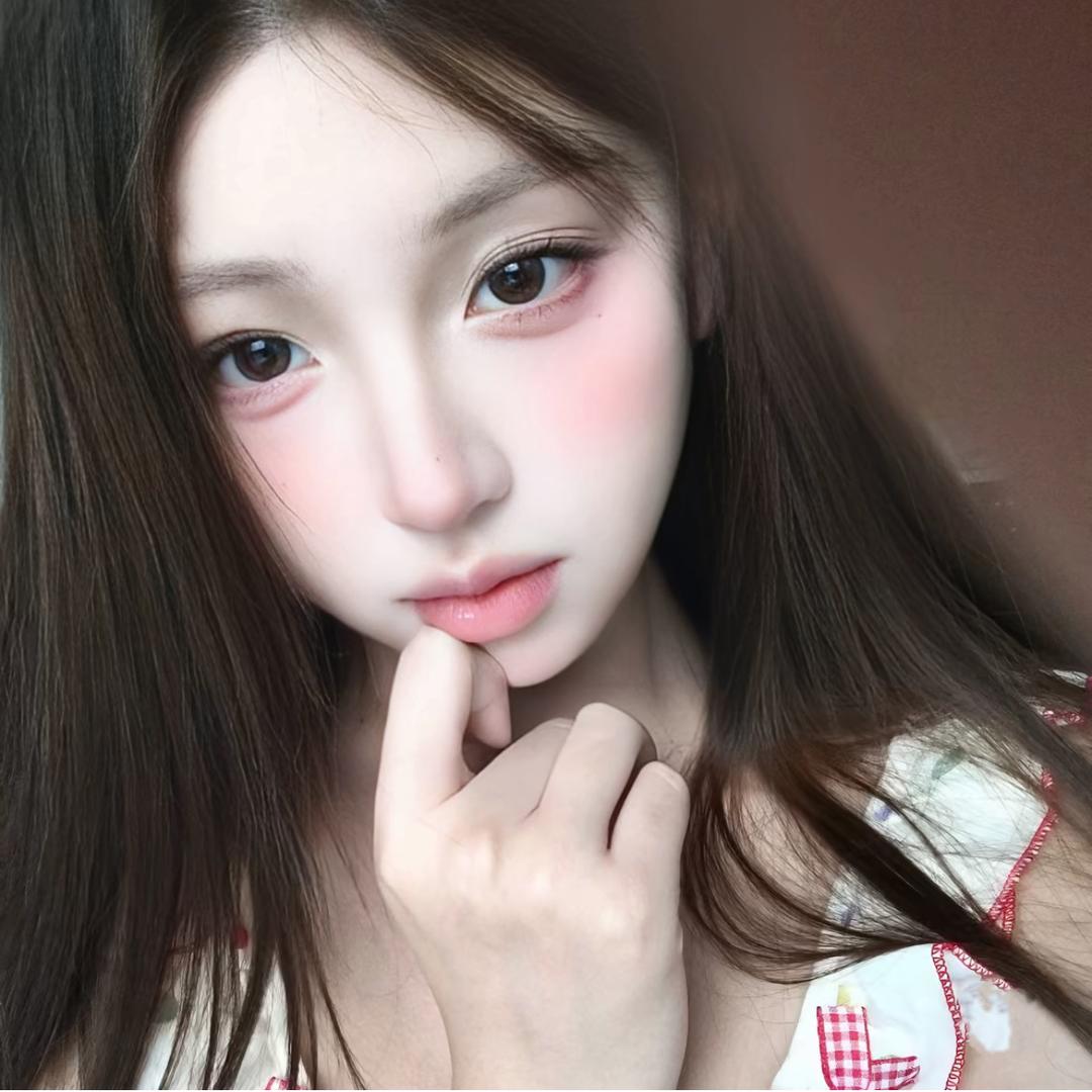 小静.