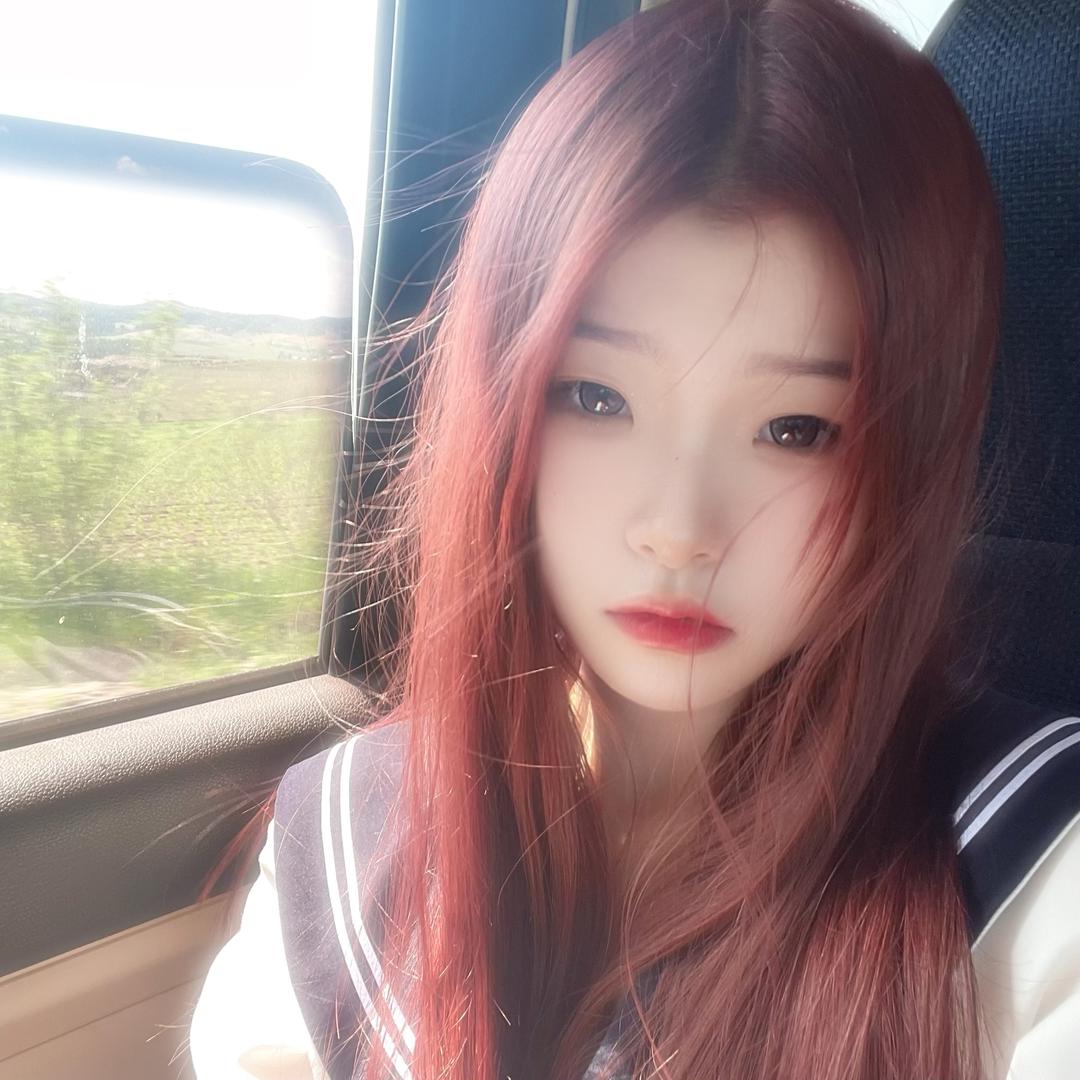 七七.