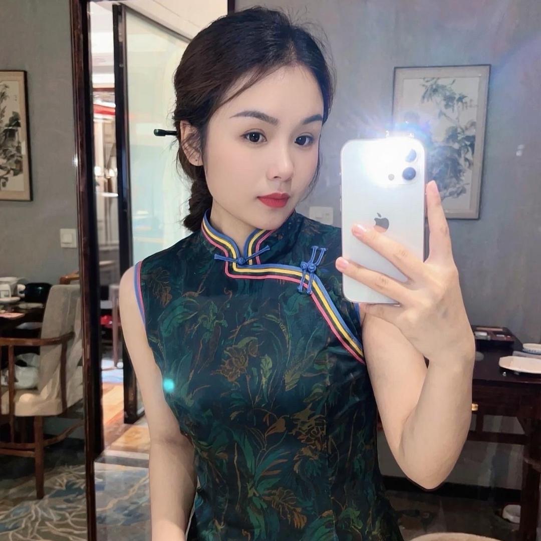 @莹莹