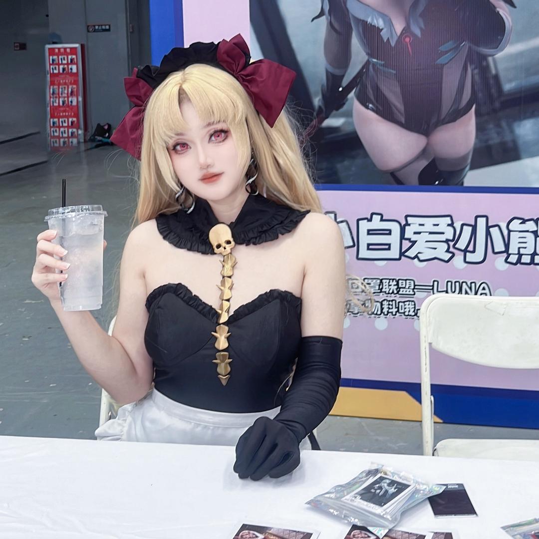 沐小白爱小熊