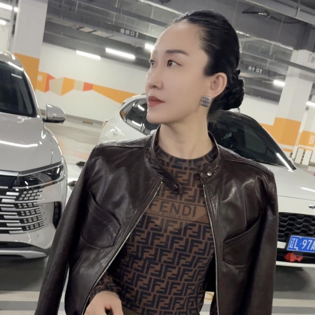 真矽高端女装