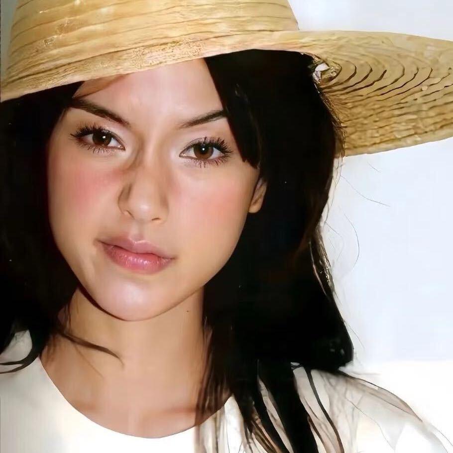 实心的玻璃娃娃