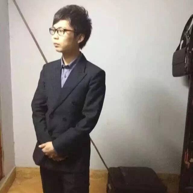 布布……