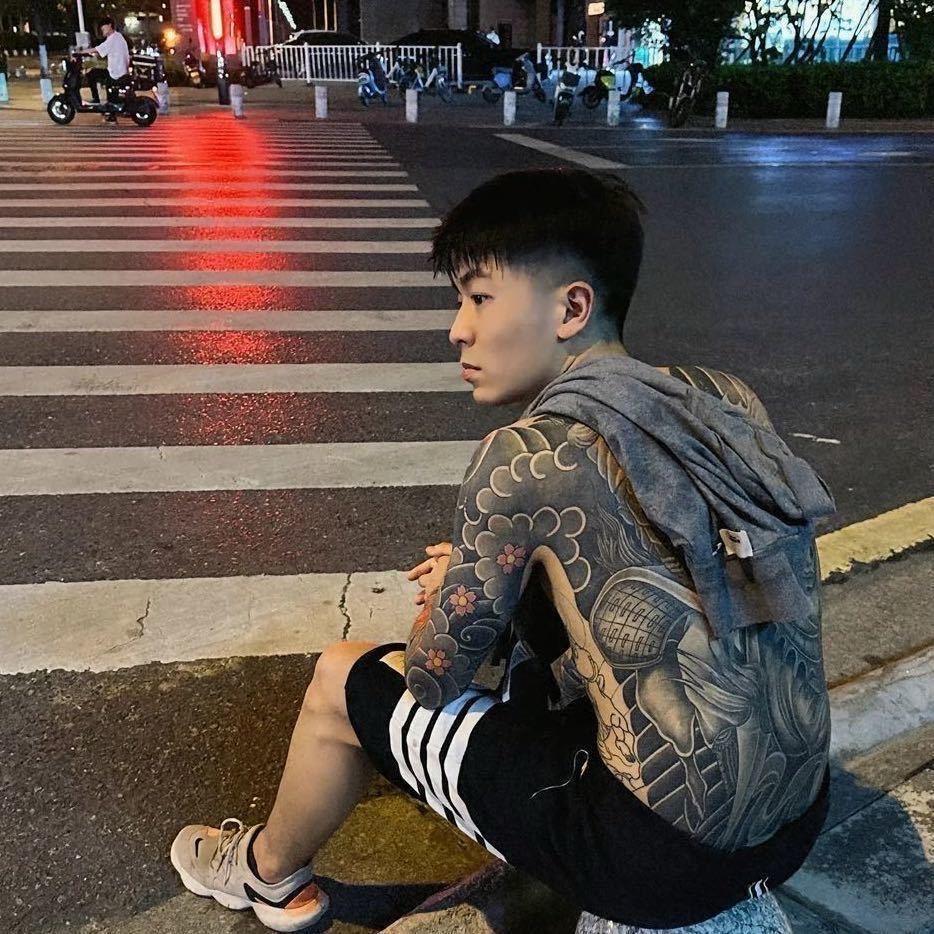 刷你一巴掌