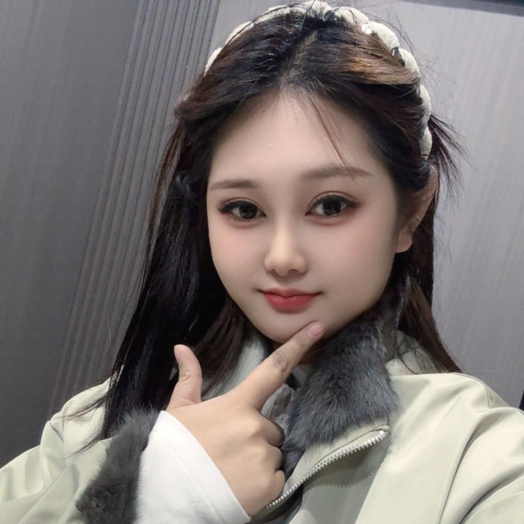 宁宁原创轻奢皮草馆