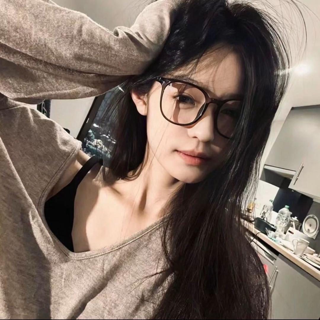 啧头像