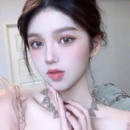 每日时尚穿搭分享