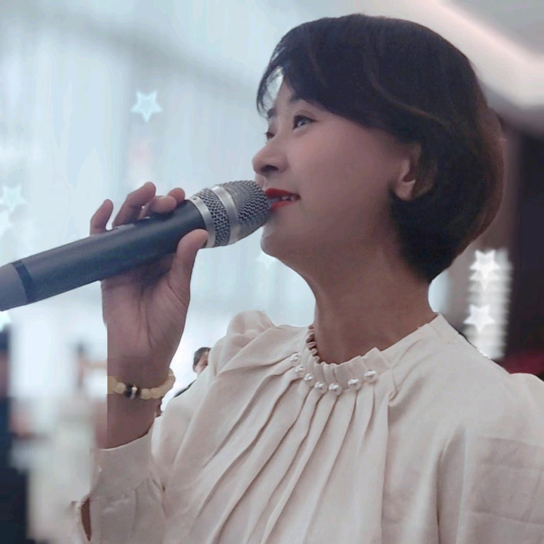 妍妍🎤