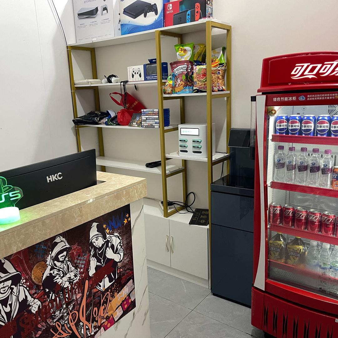 唯我玩游戏主机体验店