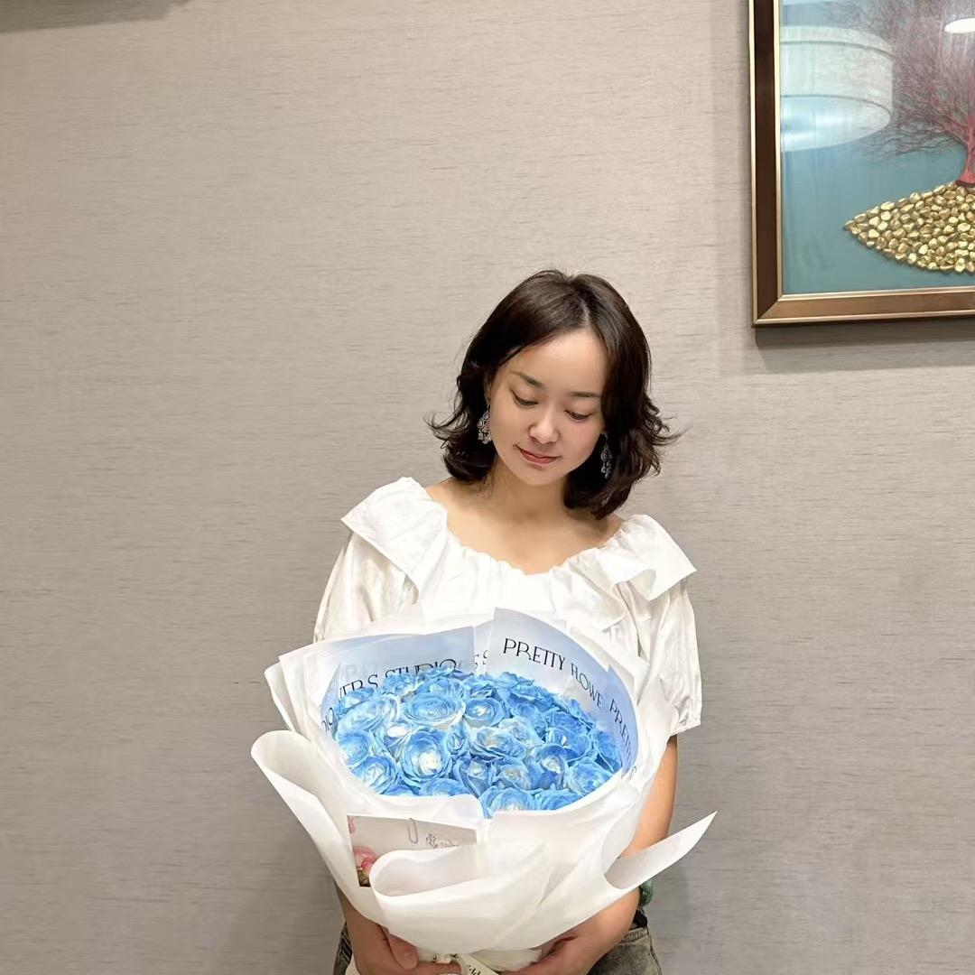 洋妞……