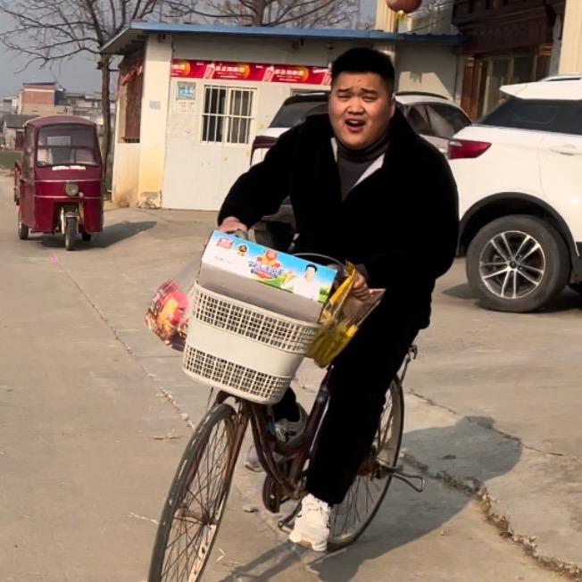 @李阳