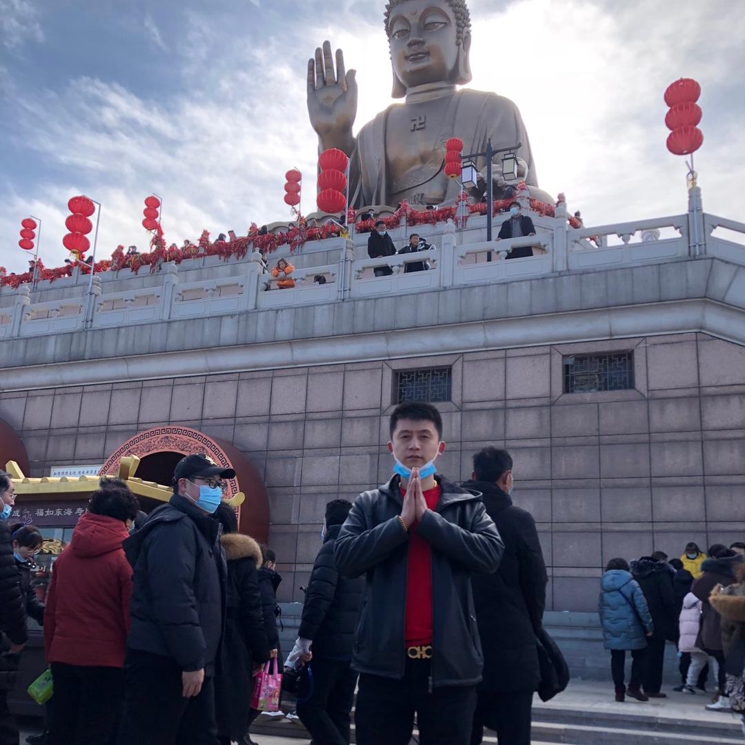 鸿顺祥      李斌