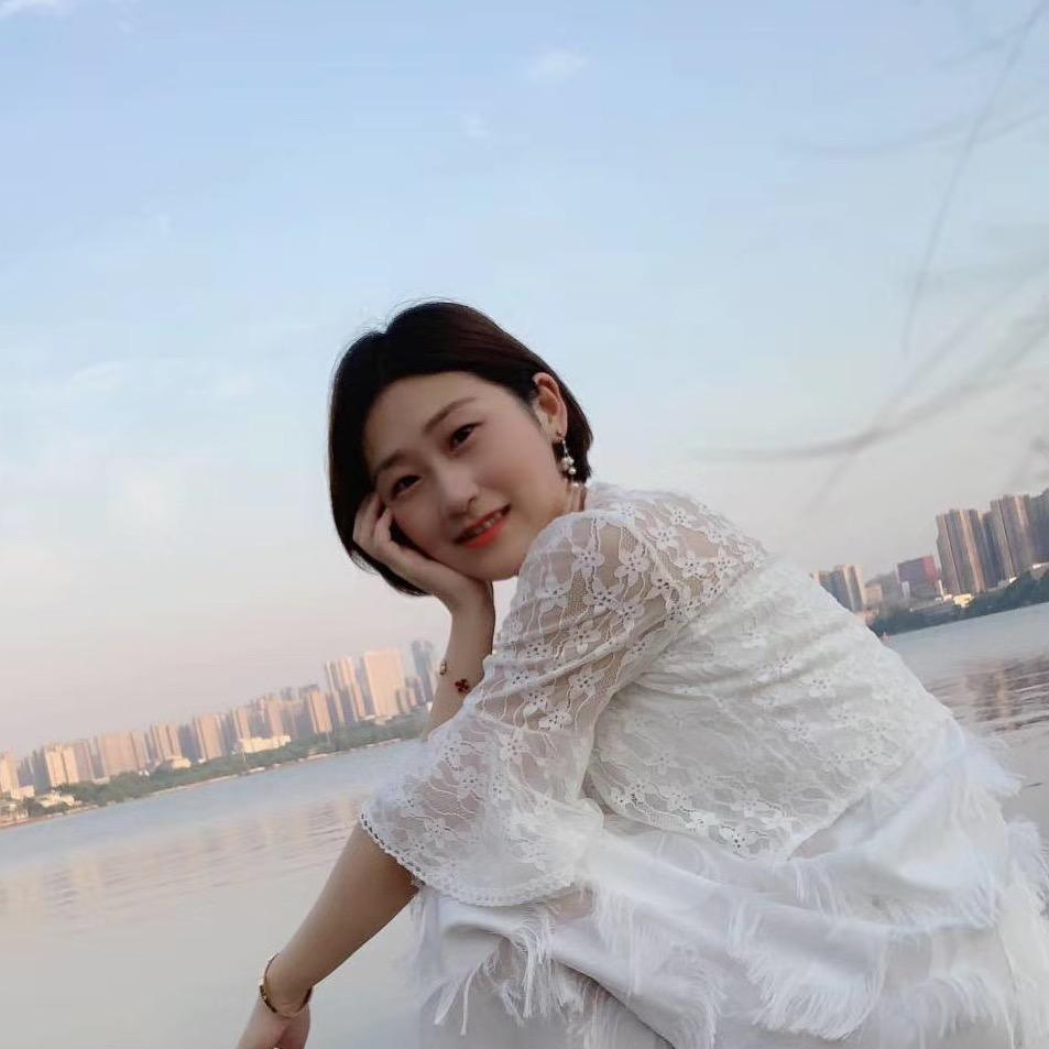 越努力越幸运💕