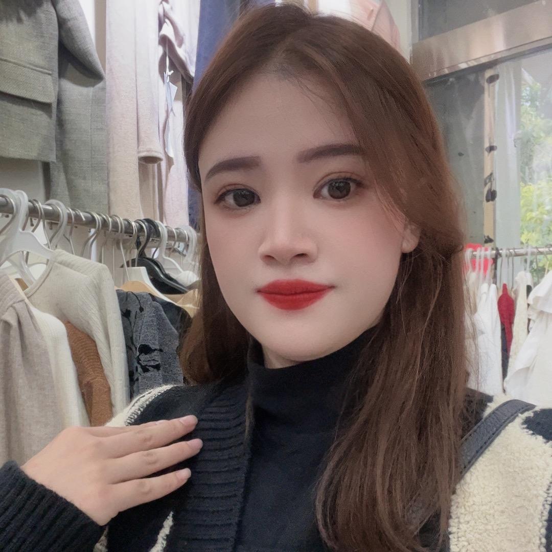 白庙女主角