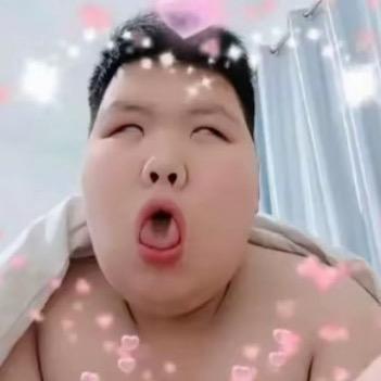 丑到被人吐口水