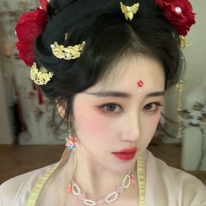 安吉小小汉服妆造馆