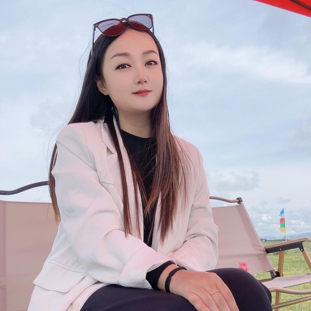 燕子吖、