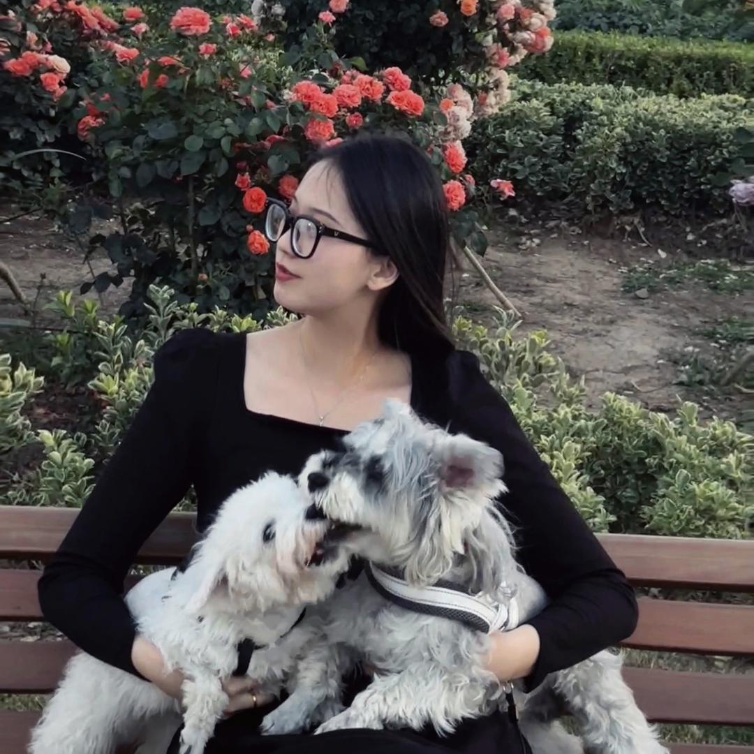 瑶瑶爱吃肉qwq