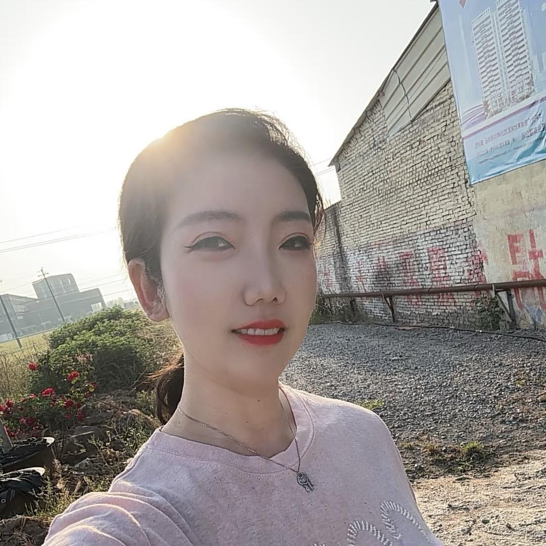 唐河县千娇百媚时尚女装