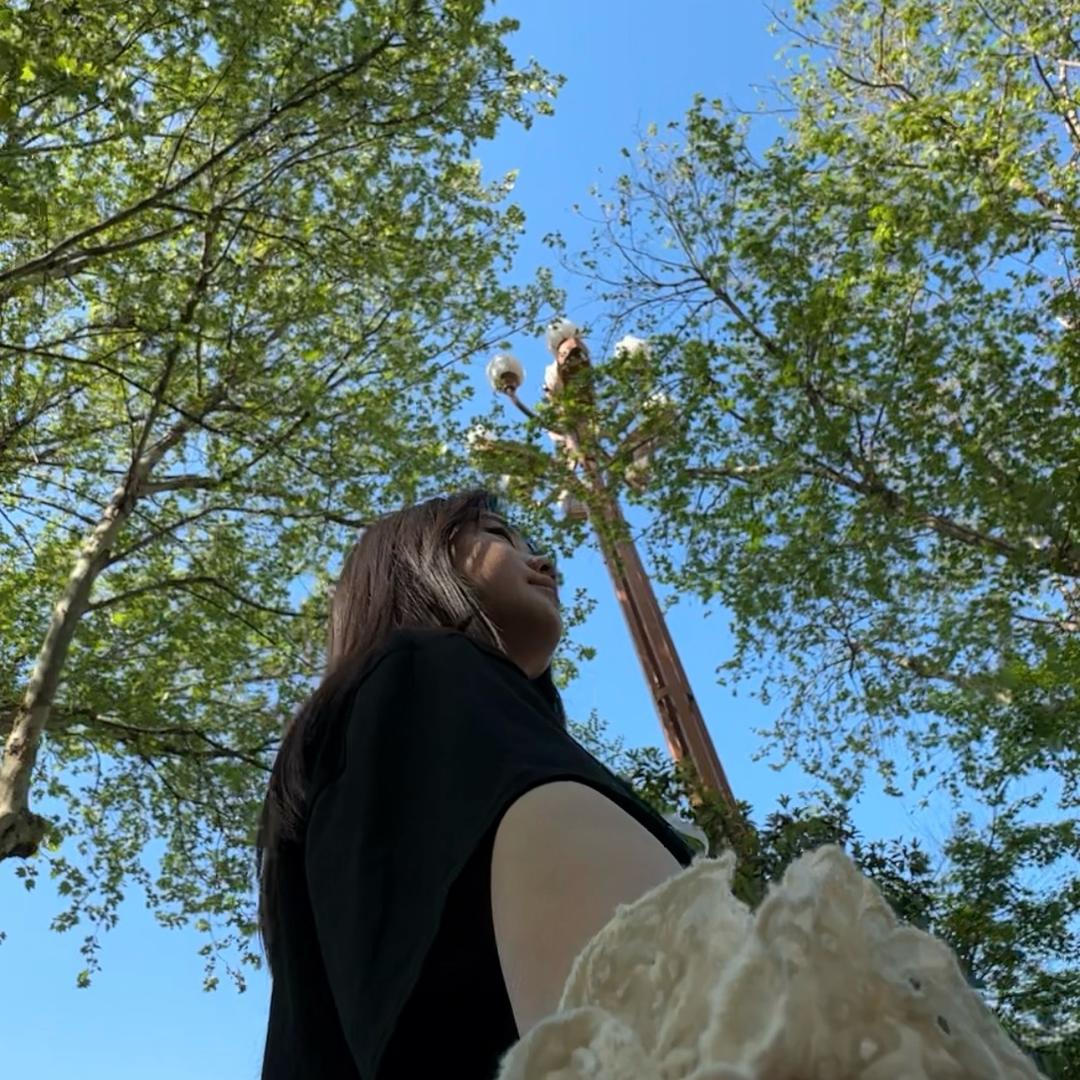 𝙃𝙚𝙡𝙡𝙤小狗.