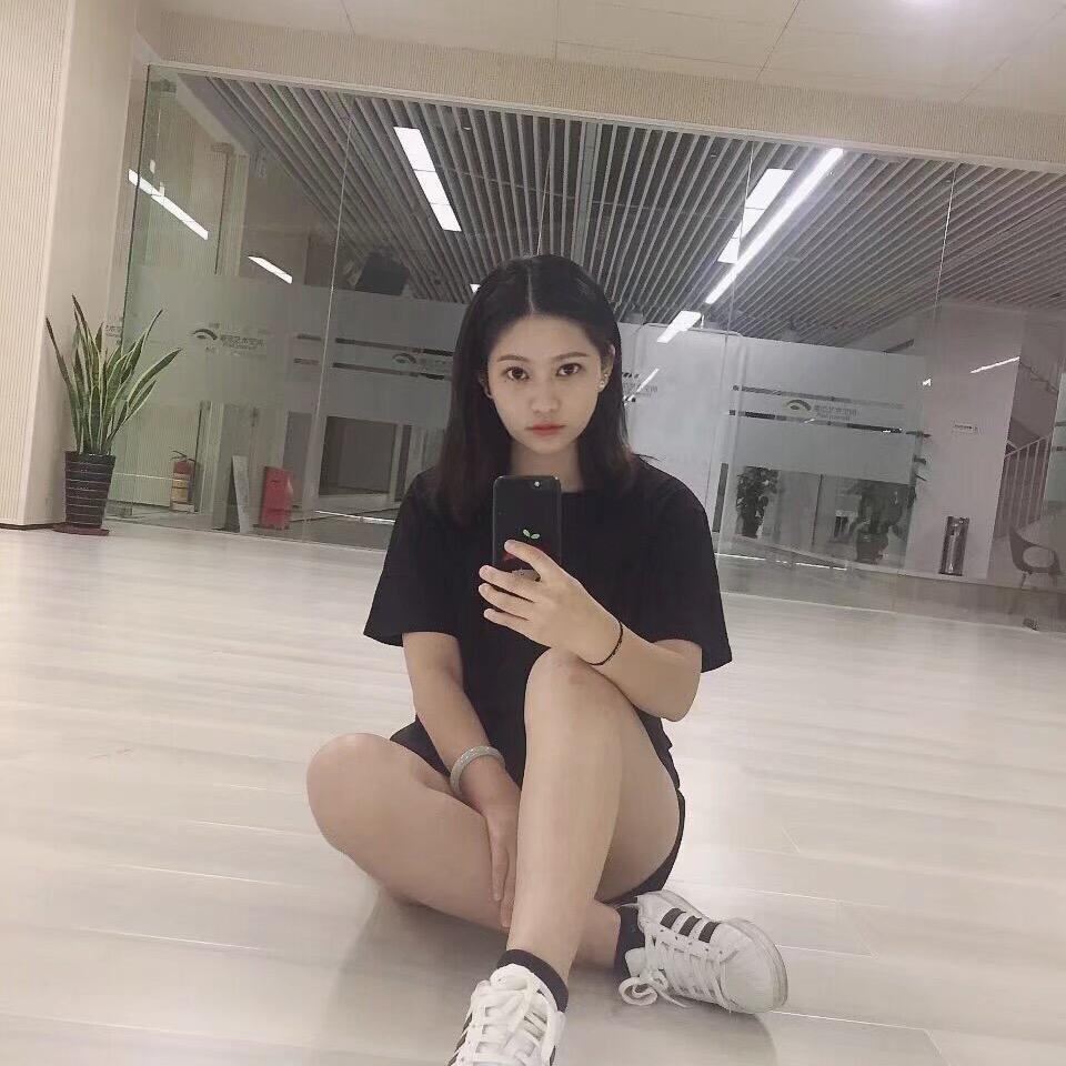 猫猫头🦁🐰。